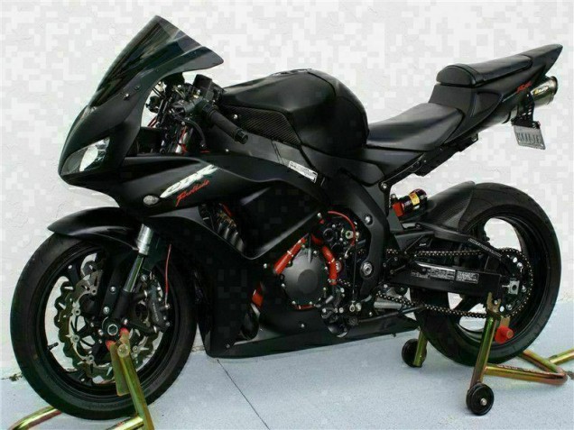 Carénage Honda CBR 1000 RR 06-07 - Noir Carénage Honda CBR 1000 RR 06-07 - Noir