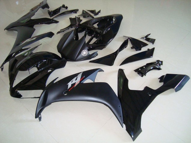 Carénage Yamaha R1 04-06 - Noir Brillant Carénage Yamaha R1 04-06 - Noir Brillant