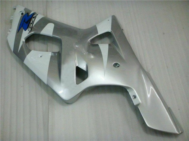 Carénages Suzuki GSXR 600 / 750 K1 K2 K3 01-03 - Argent Noir Carénages Suzuki GSXR 600 / 750 K1 K2 K3 01-03 - Argent Noir