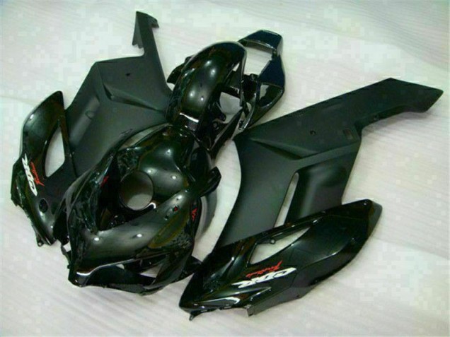 Kit Carénages & Plastique Honda CBR 1000 RR 04-05 - Noir Kit Carénages & Plastique Honda CBR 1000 RR 04-05 - Noir