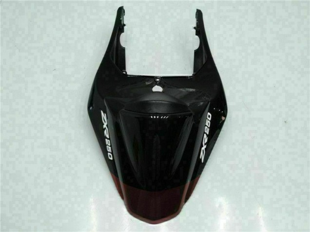 Kit Carénages & Plastique Kawasaki EX250 08-12 - Noir Kit Carénages & Plastique Kawasaki EX250 08-12 - Noir