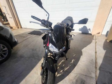 Carénages Moto Kawasaki Ninja Z650 2020-2023 - Noir Rouge Vendre