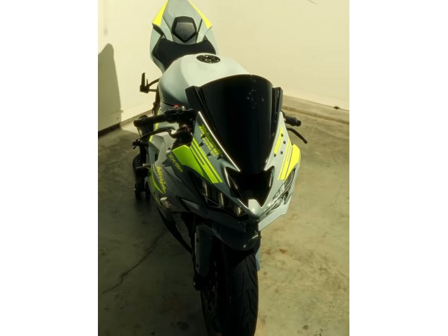 Carénages Moto Kawasaki ZX6R 2019-2022 - Nardo Gris Jaune