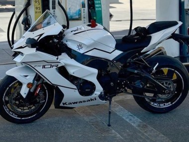 Carénages Moto Kawasaki ZX10R 2021-2025 - Blanc Noir Bande Vendre