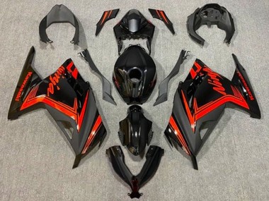 Carénages Moto Kawasaki EX300 2013-2017 - Noir Brillant Noir Mat Rouge Vendre