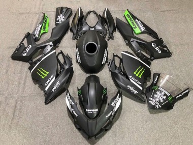 Carénages Moto Kawasaki Ninja 400 2018-2024 - Noir Mat Blanc Vert Monstre Neige Vendre