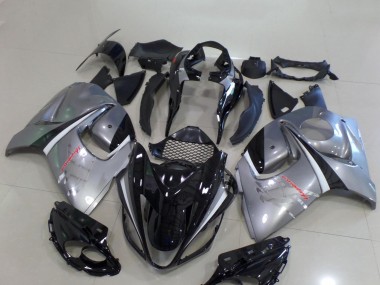 Carénages Moto Suzuki GSXR 1300 Hayabusa 2008-2020 - Noir Brillant Argent Chrome Vendre