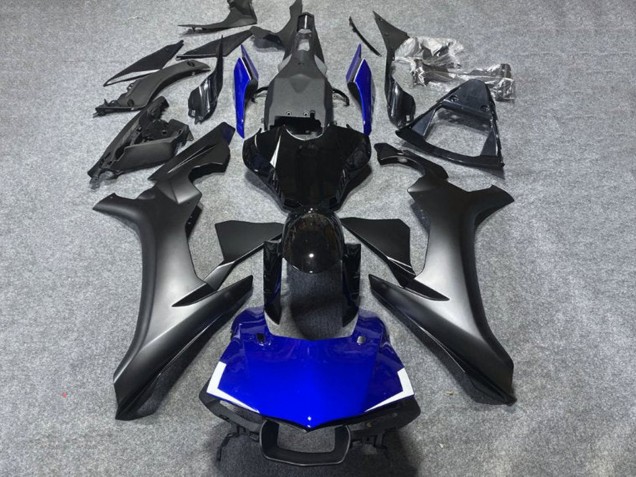 Carénages Moto Yamaha YZF 1000 R1 2020-2025 - Noir Brillant Noir Mat Bleu
