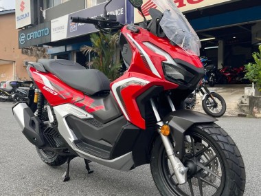 Carénages Moto Honda ADV160 2022-2024 - Rouge Blanc Noir Vendre